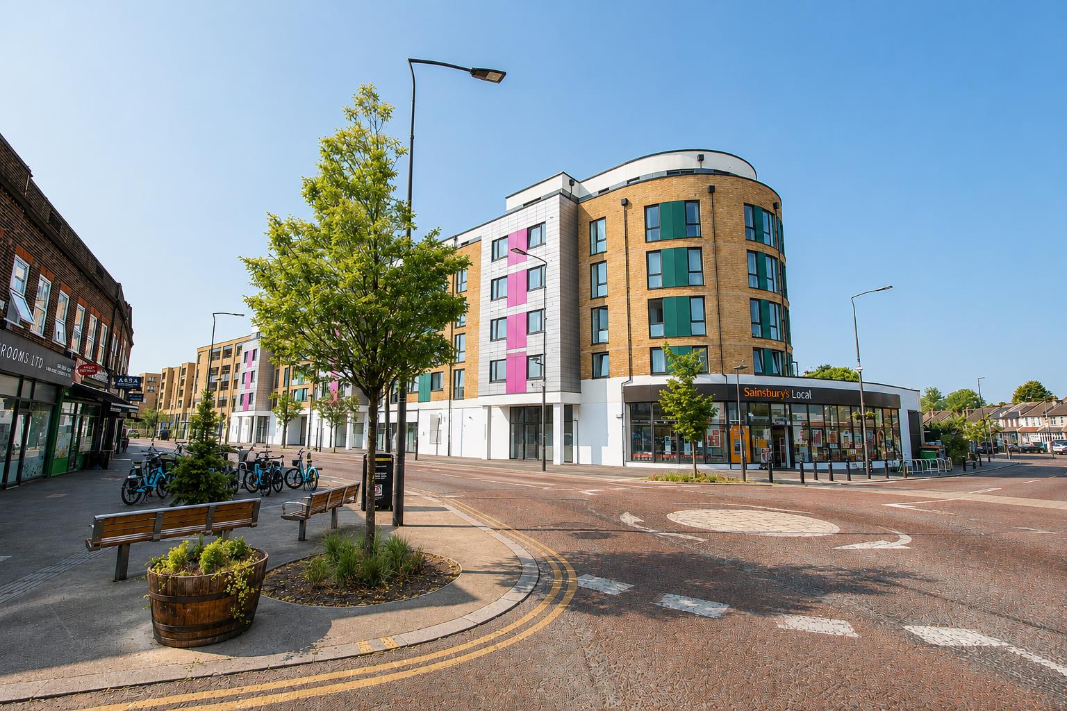 2 bed property in London Road, Wallington